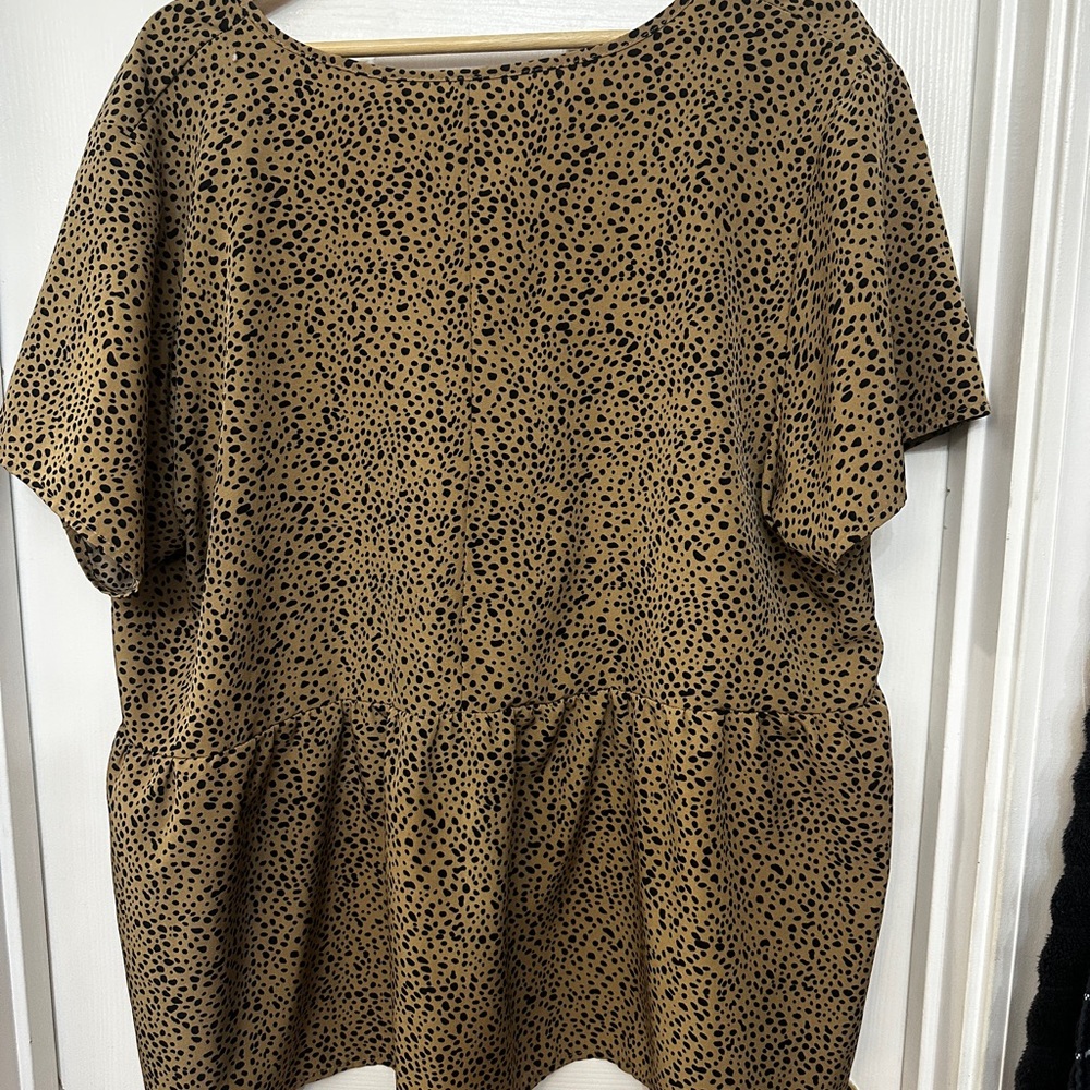 SHEIN Brown and Black Boxy Short Sleeve Blouse